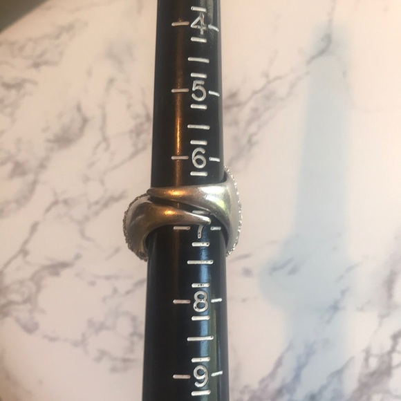 Gorgeous crystals and silver ring. - Picture 2 of 5